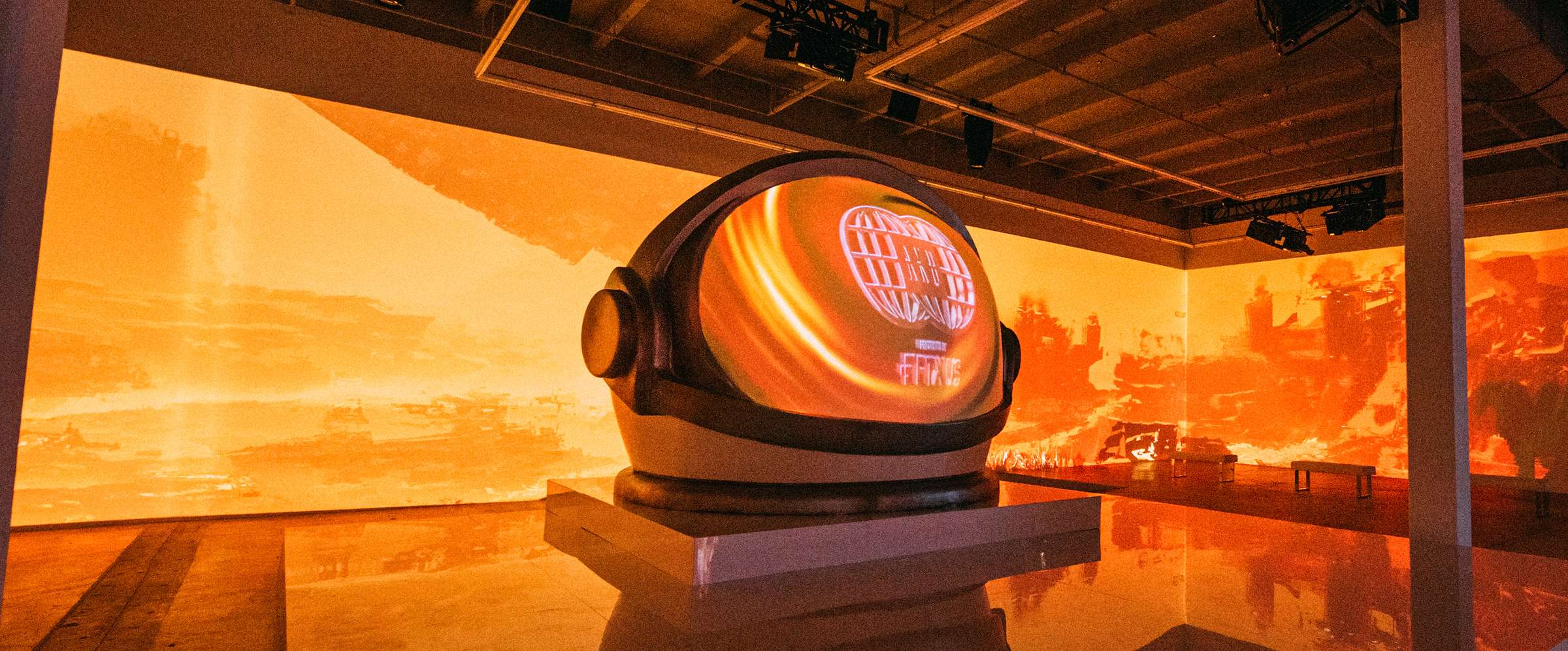 Aku World, immersive projection-mapped helmet installation
